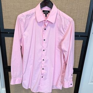 Apt. 9 Light Pink Men's Long-Sleeve Dress Shirt- great for spring! Great cond